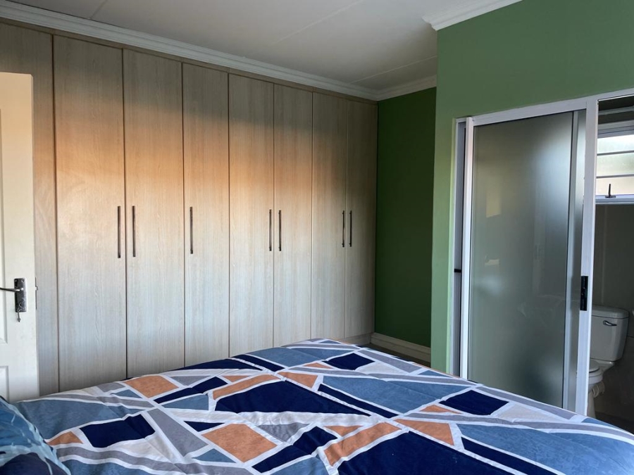 To Let 2 Bedroom Property for Rent in Kabega Park Eastern Cape